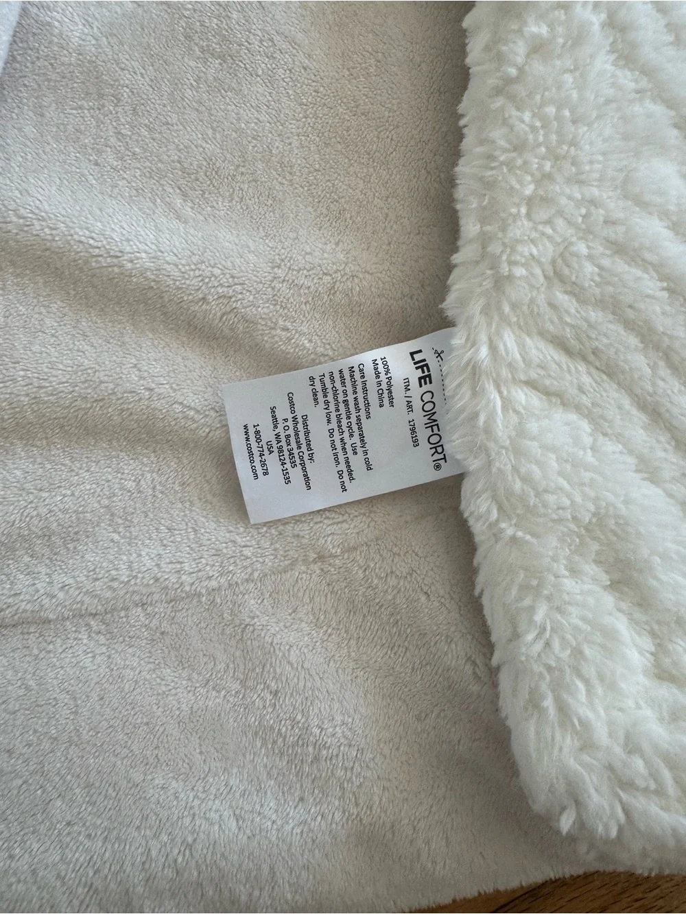 Life Comfort 60” x 72” White Off White Faux Fur Fuzzy Throw Blanket